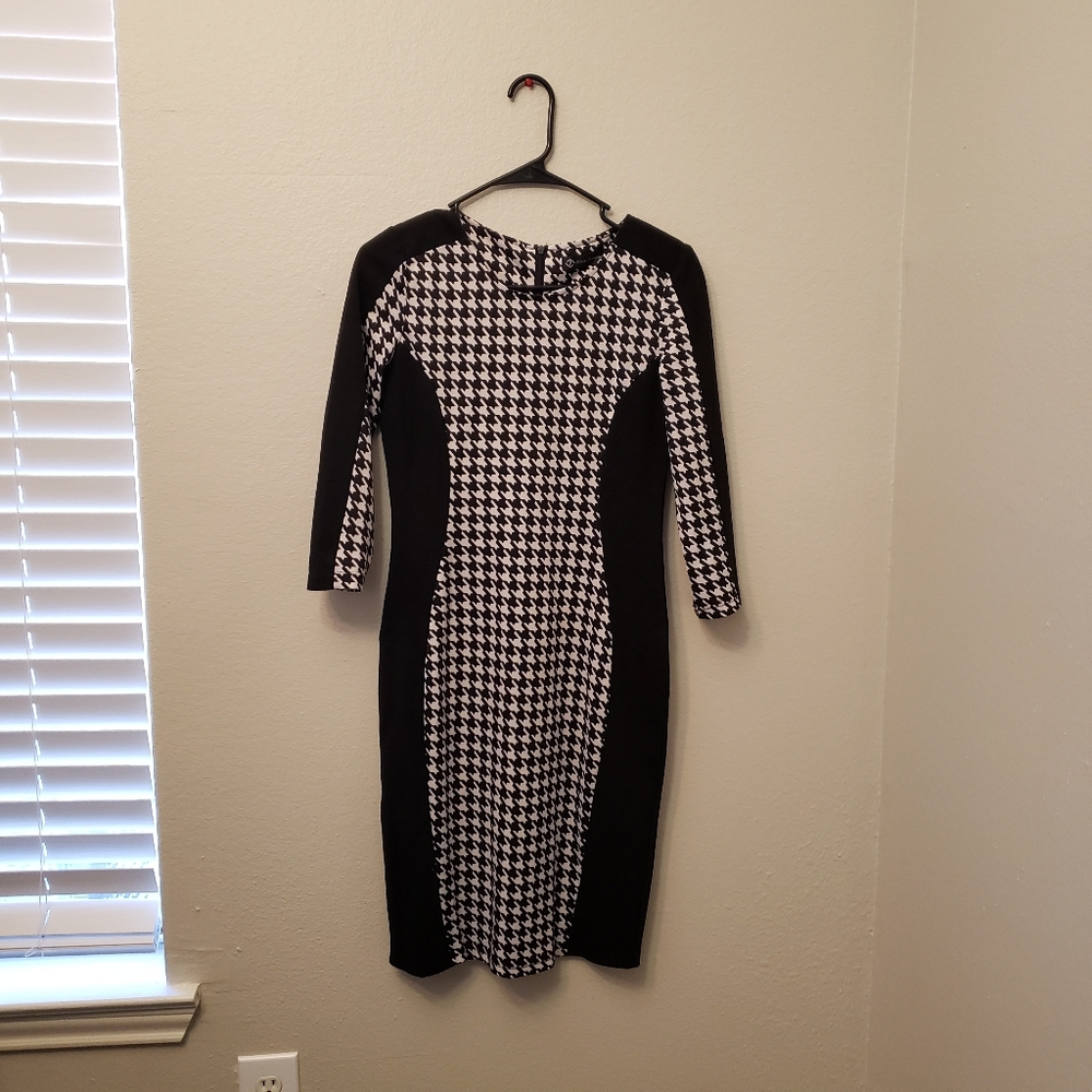 Elegant Women's Black and White Houndstooth Dress